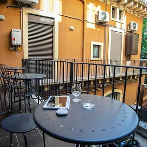 https://corte-dei-medici-palace.catania-hotels.net