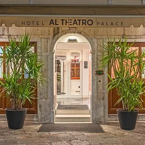 Al Theatro Palace Венеция