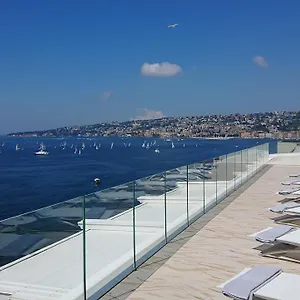 ***** מלון Grand Vesuvio איטליה