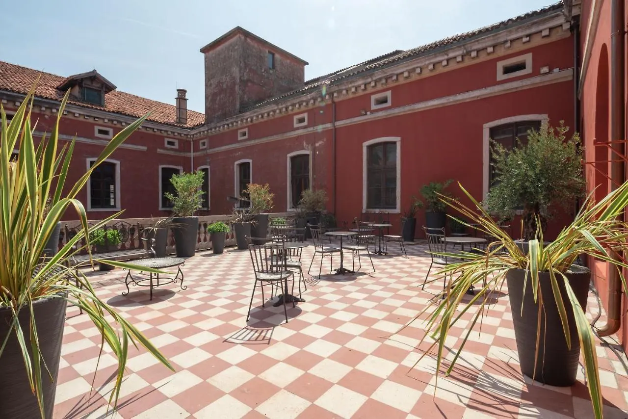 ונציה Hotel Palazzo Martinelli Dolfin 3*,  איטליה